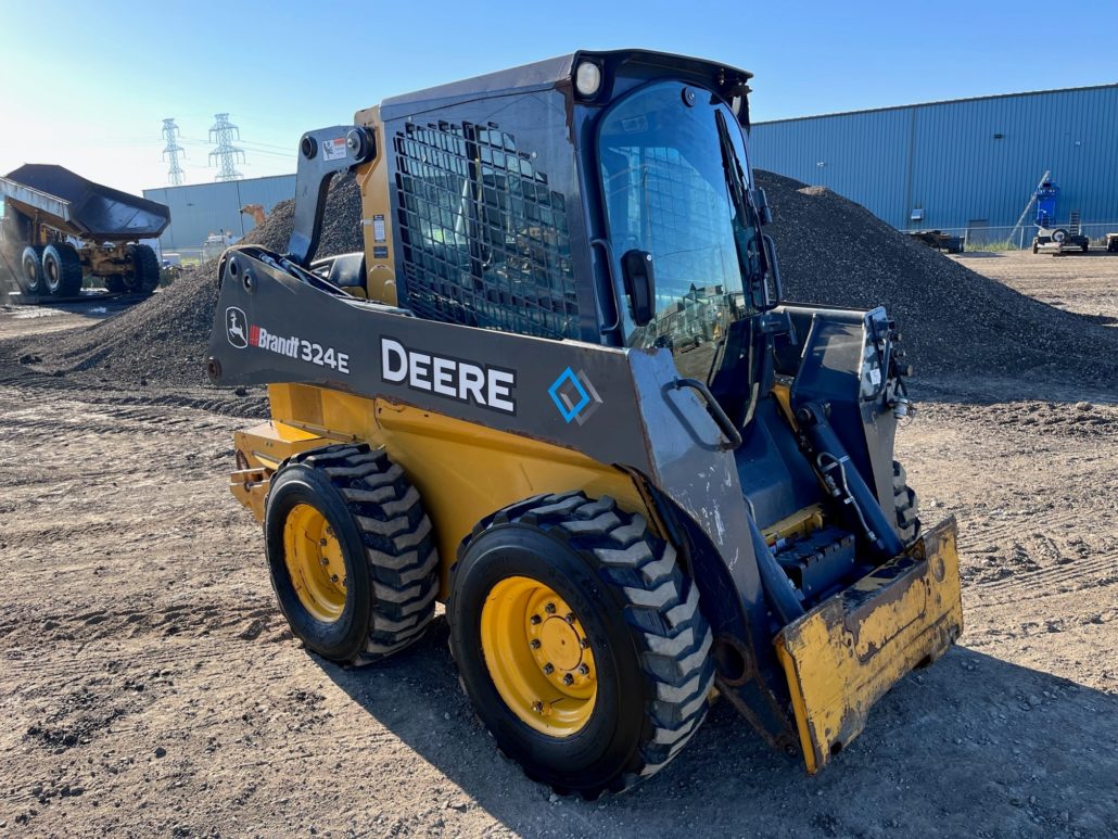 John Deere 324 Skid Steer Spectrum Equipment